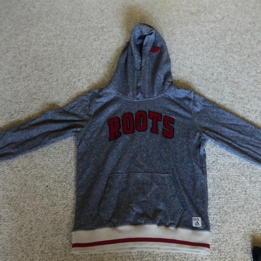 Roots sweatshirt